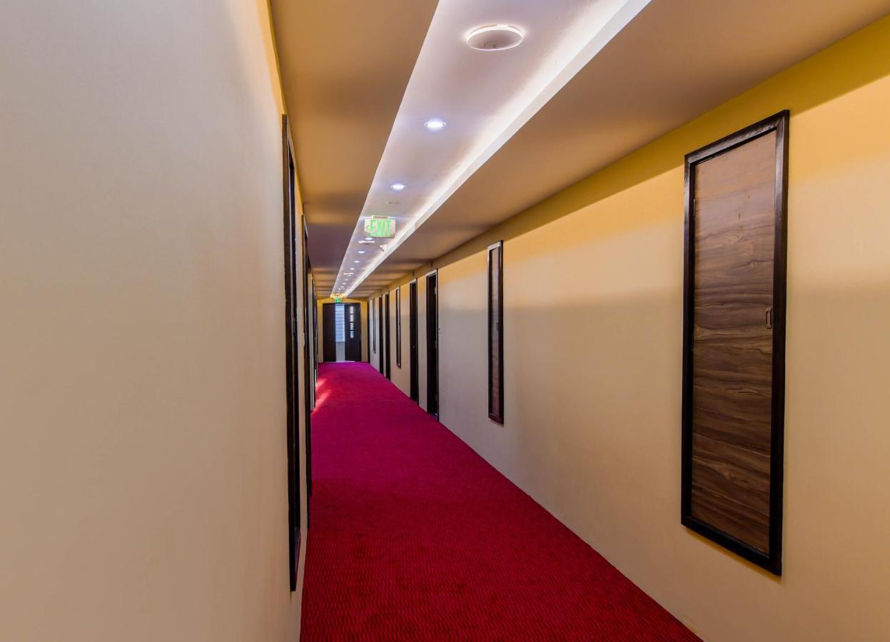 Hotel New Wave Mandalay Bagian luar foto