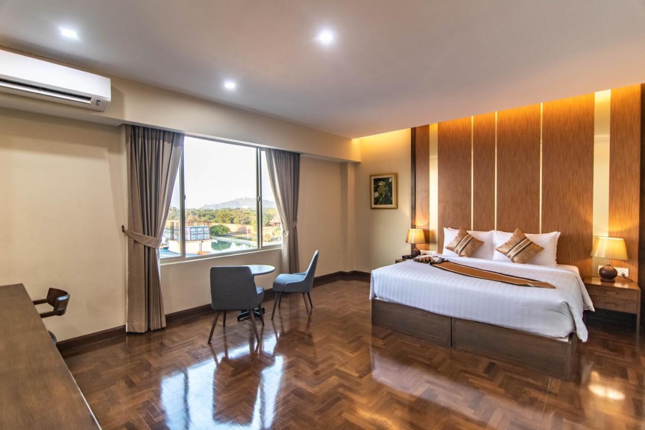 Hotel New Wave Mandalay Bagian luar foto